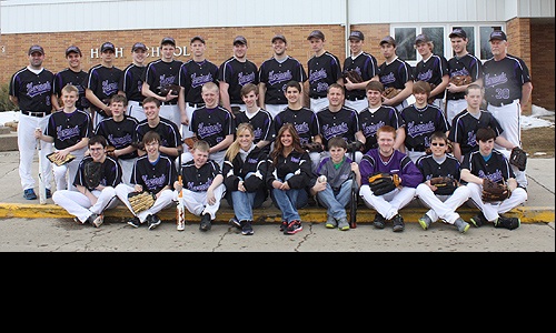 2013 HWC Baseball team-5/4/13 issue Image