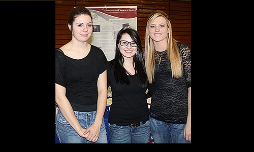 AgShow Cookoff Cheeseburger Team-Mar 16 issue.jpg Image