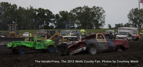Demo Derby Trucks Image
