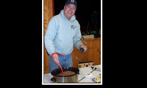 Kurt Rudel at Winter Show Chili Feed-Dec 15 issue Image